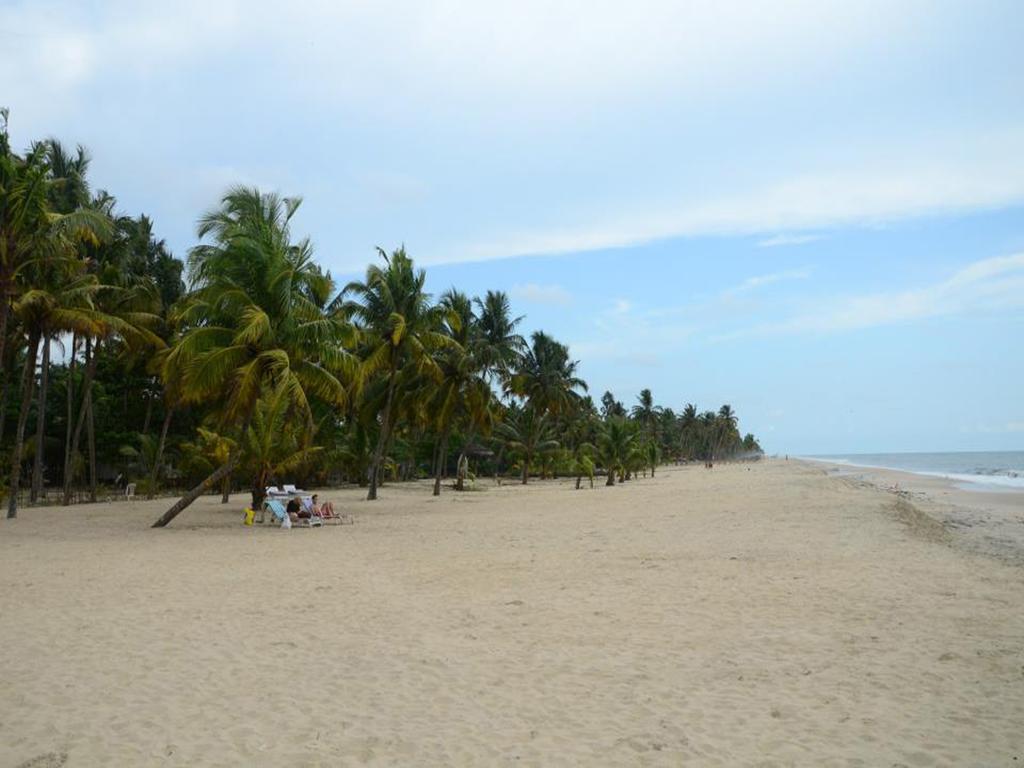 Abad Turtle Beach Mararikulam Exterior foto